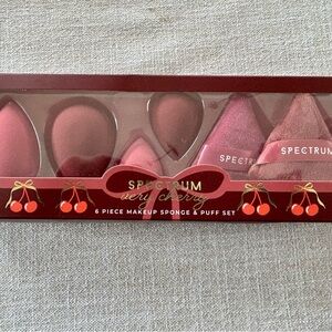 Spectrum Very Cherry 6-Piece Makeup Sponge & Puff Set - High End New in Box
